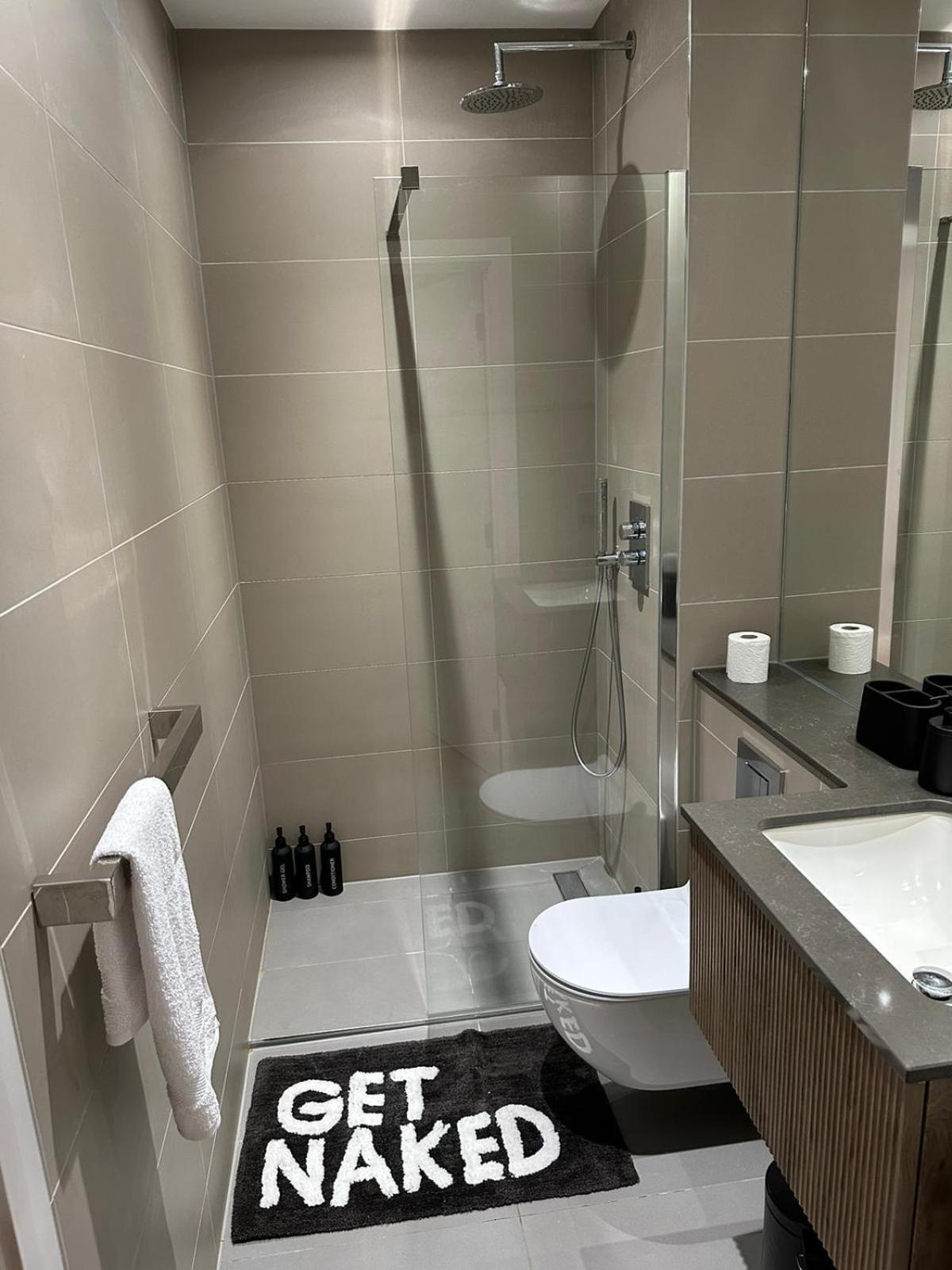 Richardson Deluxe Apartments - 3 Bed London Luaran gambar