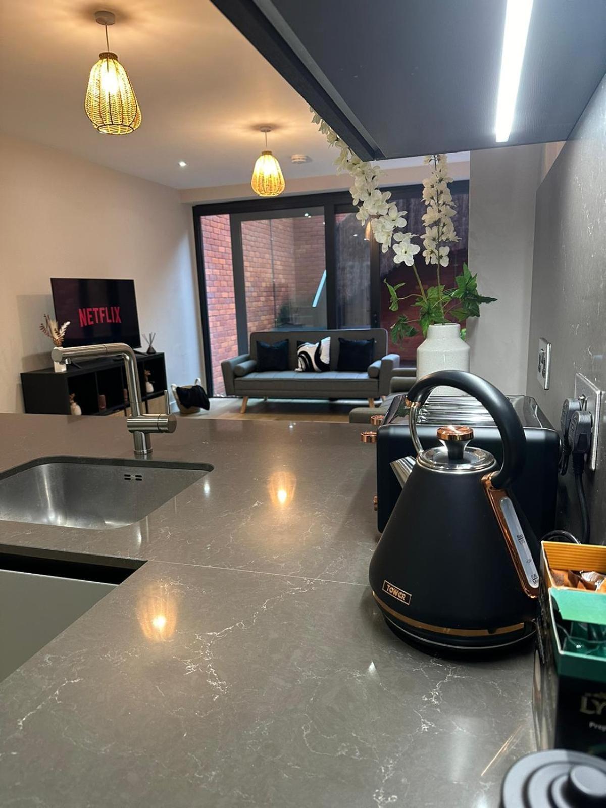 Richardson Deluxe Apartments - 3 Bed London Luaran gambar